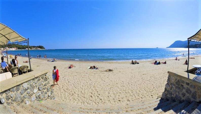 Studio Romy Les Pieds Dans L'Eau 10 M De La Mer La Seyne-sur-Mer Exterior photo